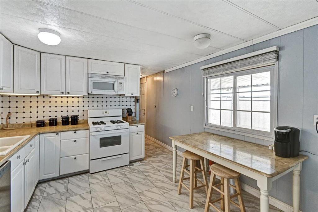 51555 Monroe St Unit: 25