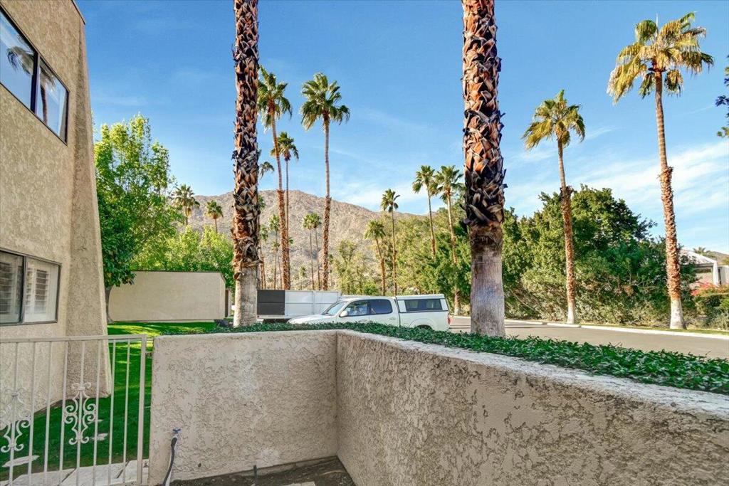 2180 S Palm Canyon Drive Unit: 33