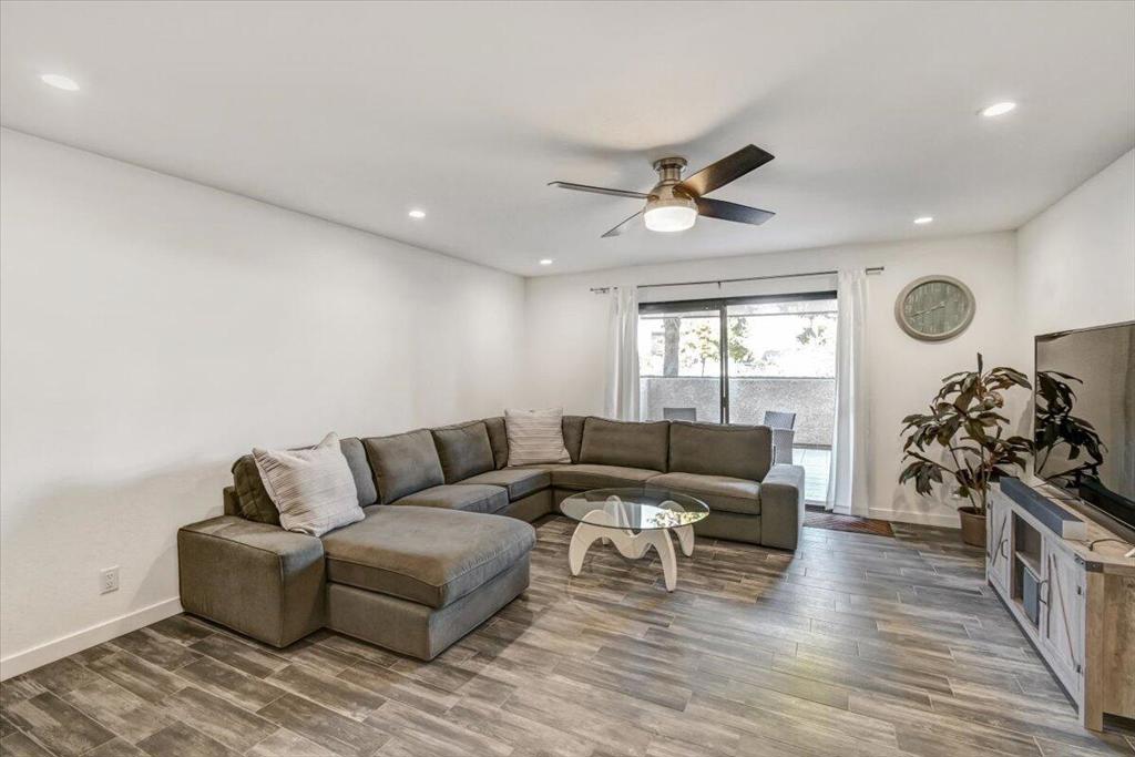 2180 S Palm Canyon Drive Unit: 33