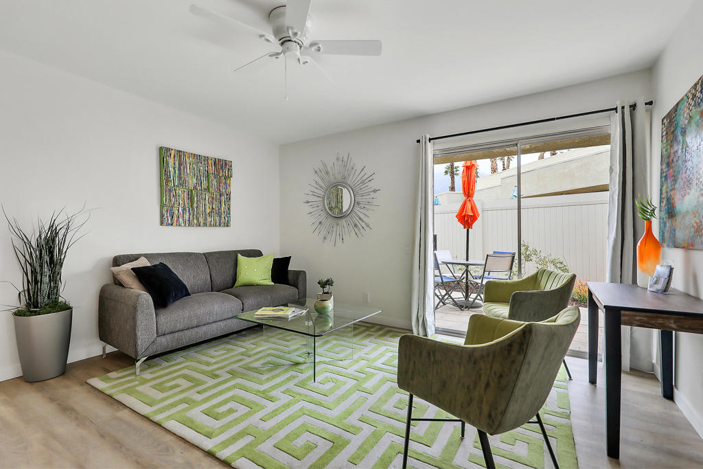 1341 Sunflower Circle S