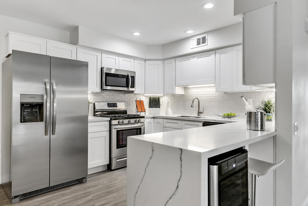 1341 Sunflower Circle S