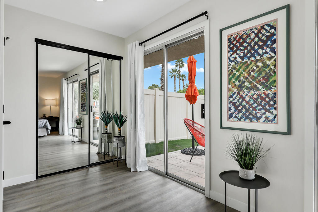 1341 Sunflower Circle S