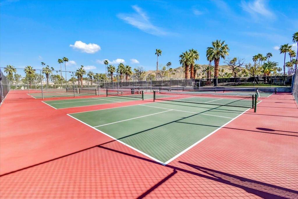 1655 E Palm Canyon Drive Unit: 320