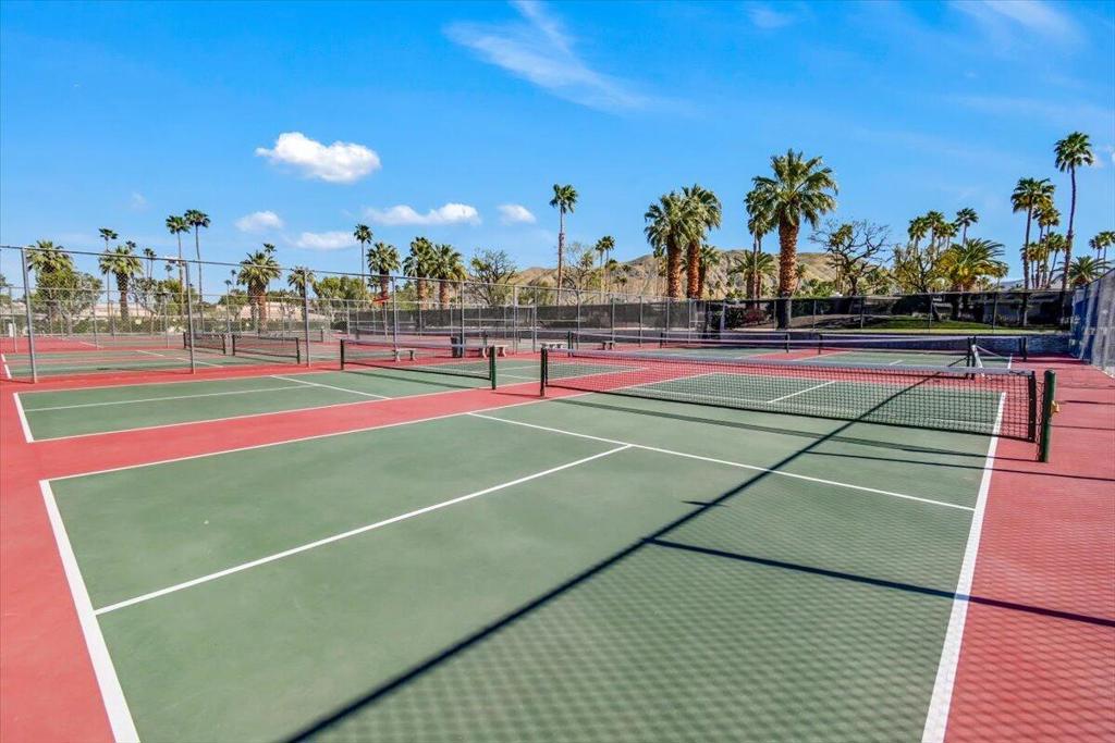 1655 E Palm Canyon Drive Unit: 320