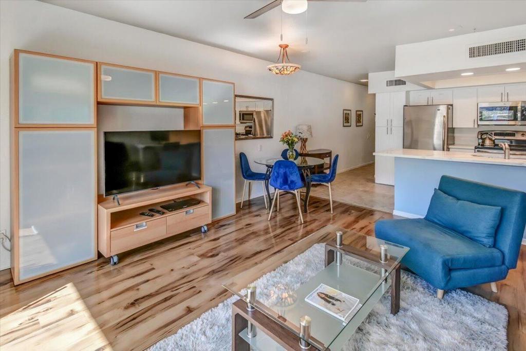 1655 E Palm Canyon Drive Unit: 320