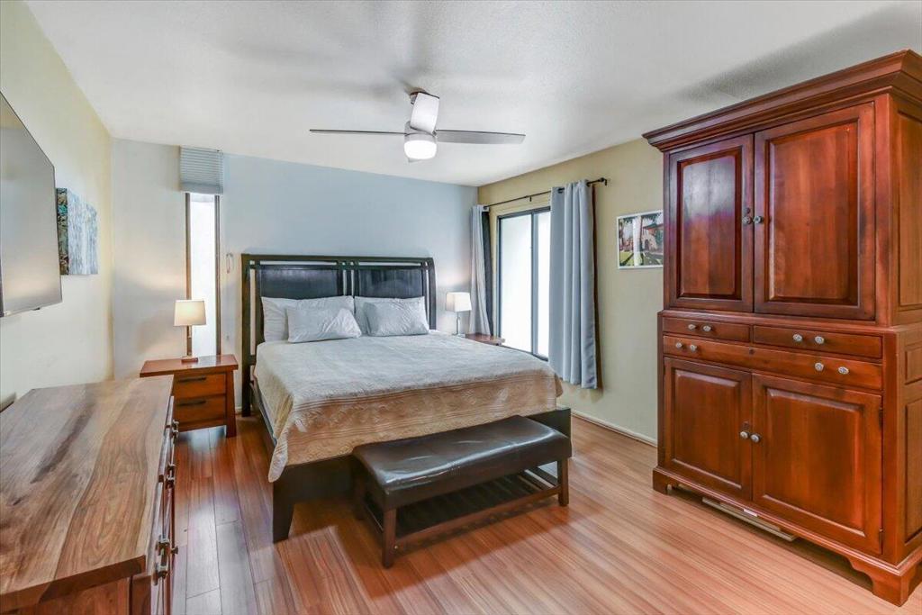 1655 E Palm Canyon Drive Unit: 320