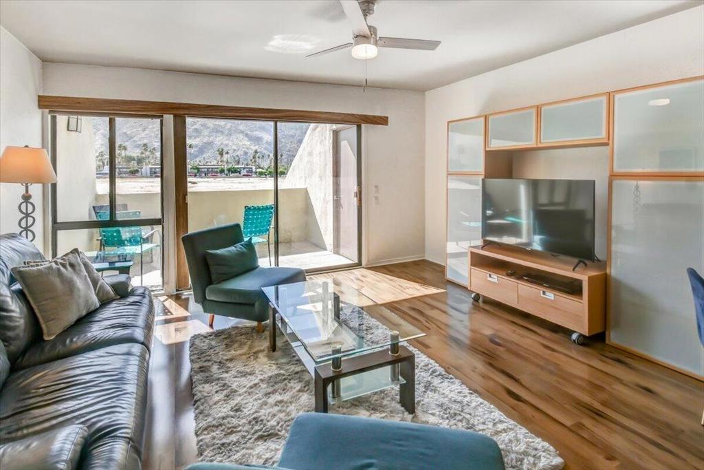 1655 E Palm Canyon Drive Unit: 320