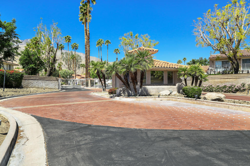 505 S Farrell Drive Unit: B14