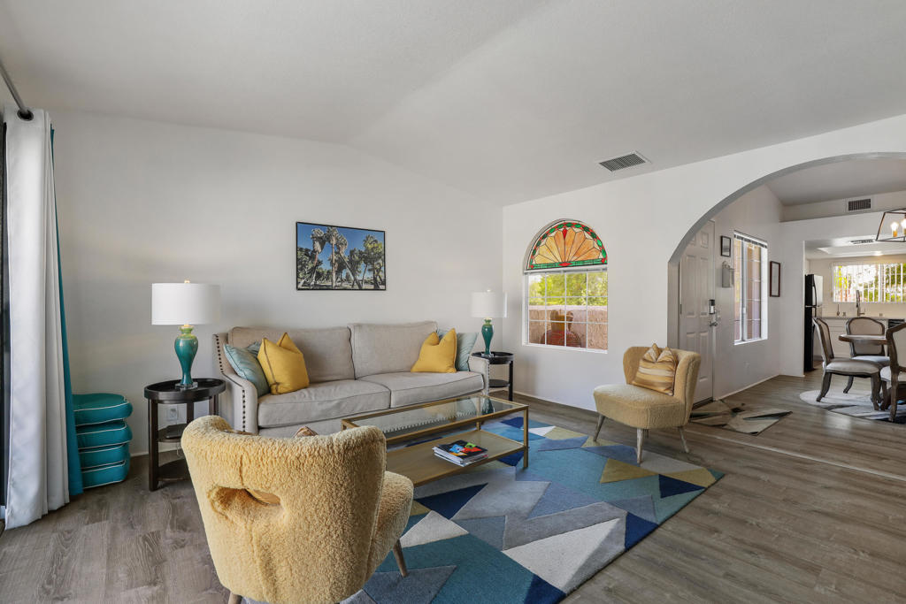 505 S Farrell Drive Unit: B14