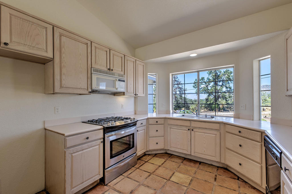 69945 Pinesmoke Road