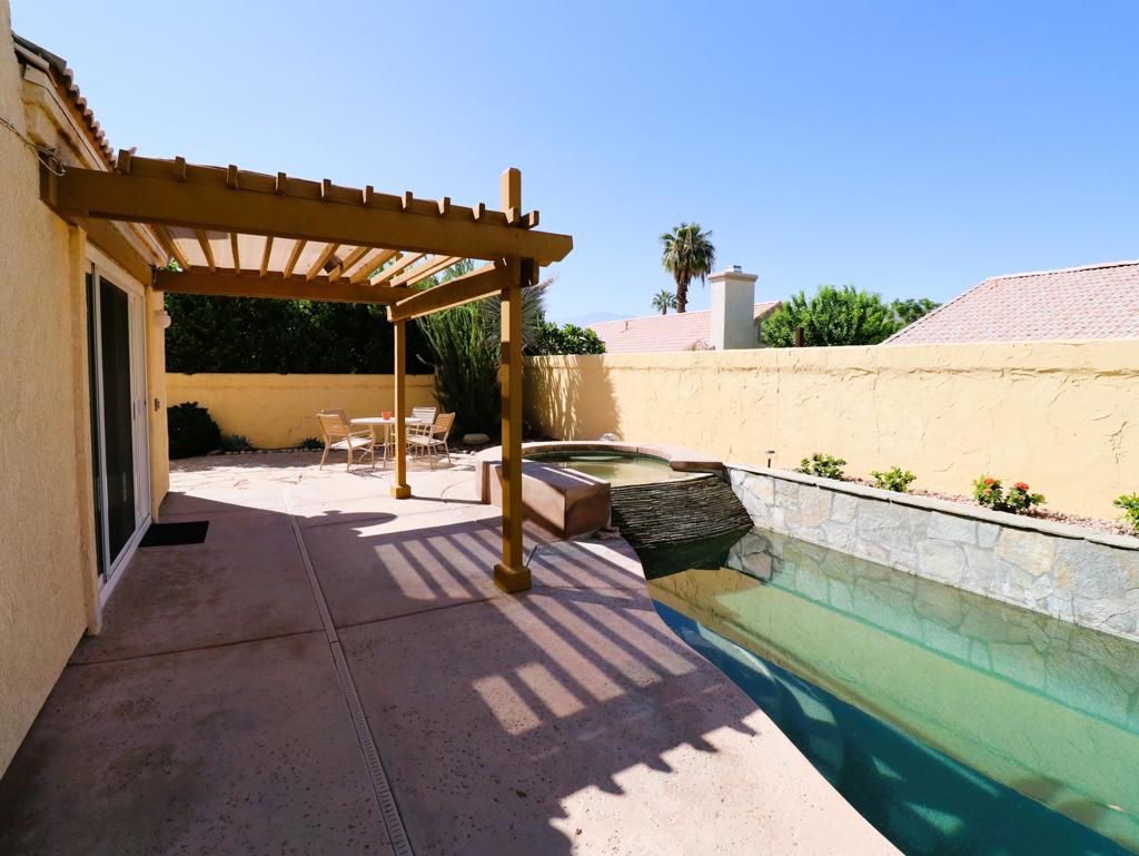 45065 Desert Fox Drive