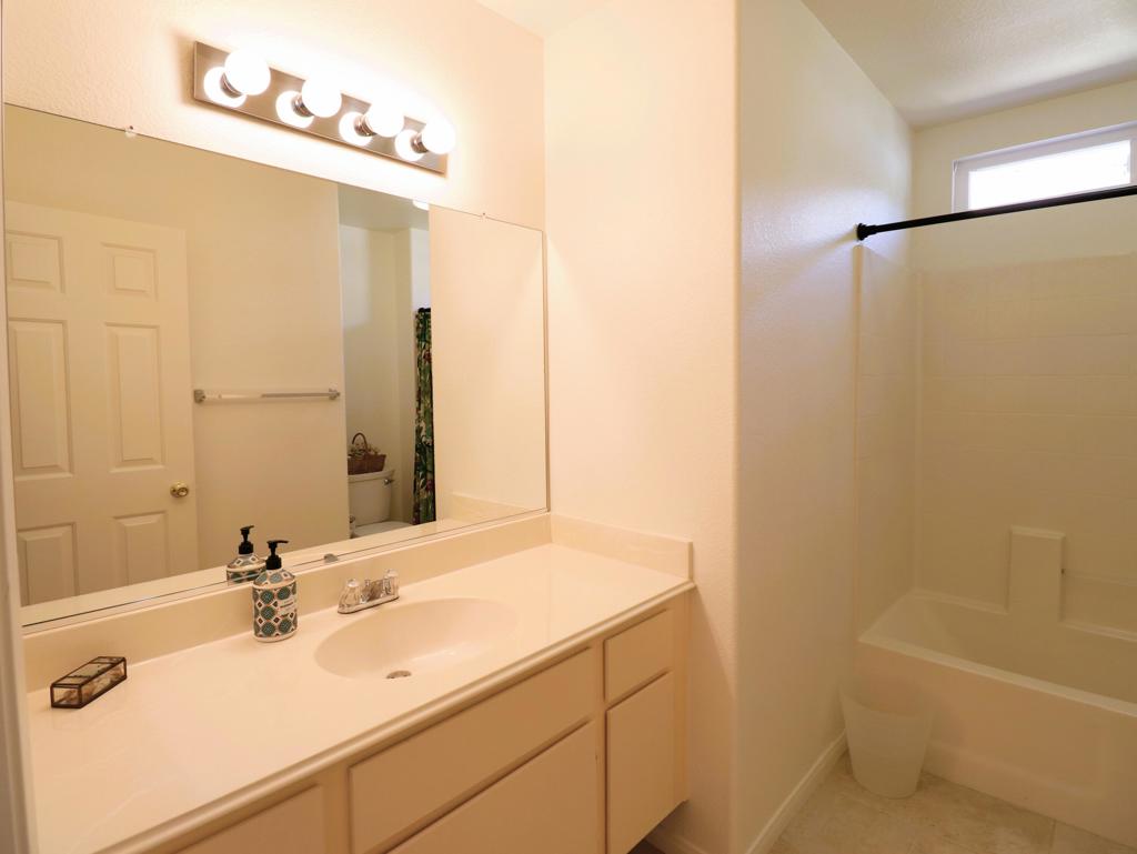 45065 Desert Fox Drive