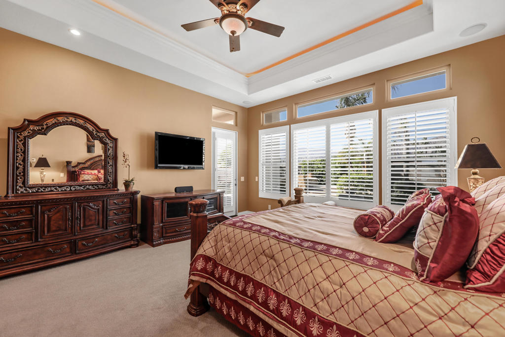 54245 Cananero Circle