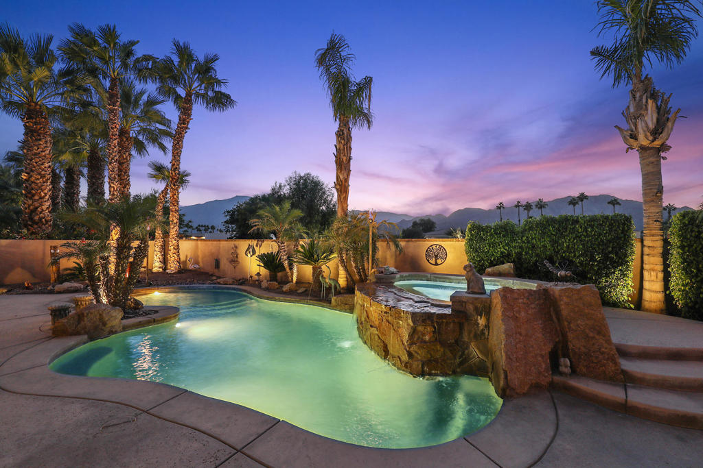 54245 Cananero Circle