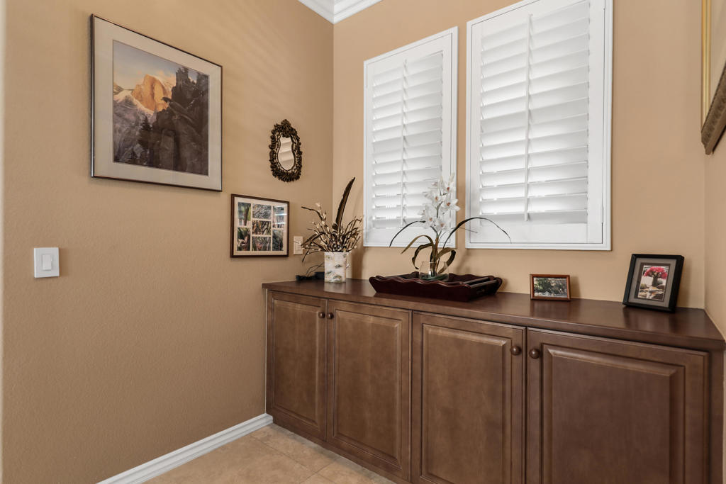 54245 Cananero Circle