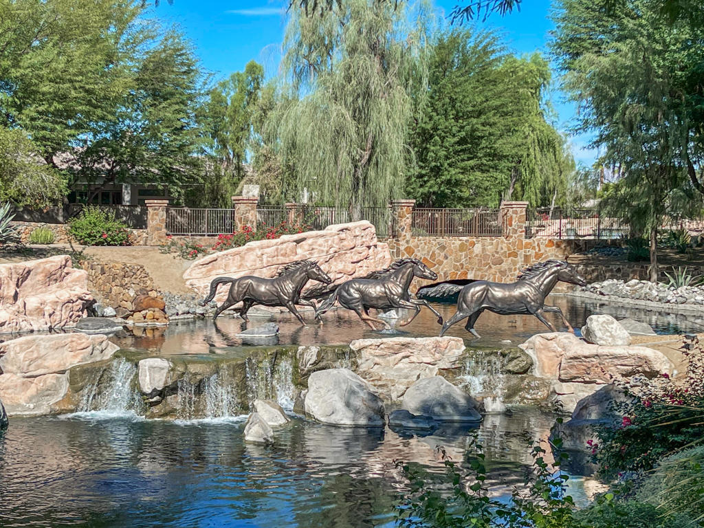 54245 Cananero Circle