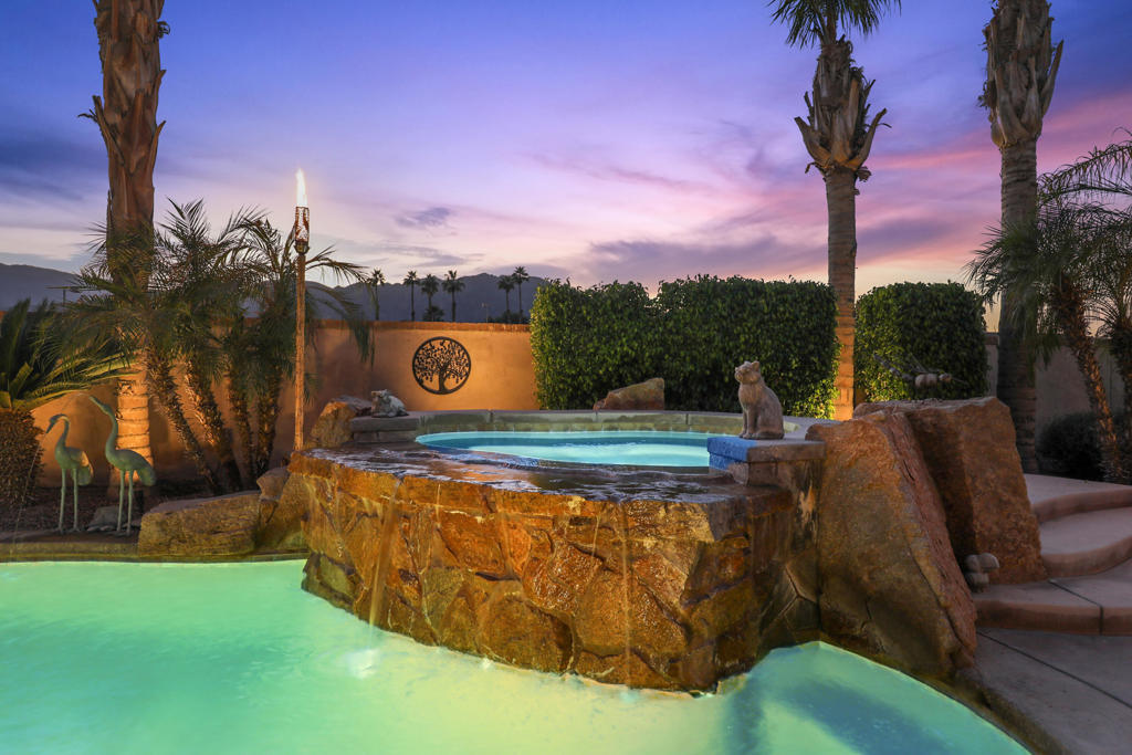 54245 Cananero Circle