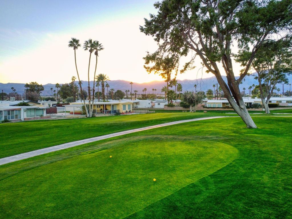 73440 Algonquin Place