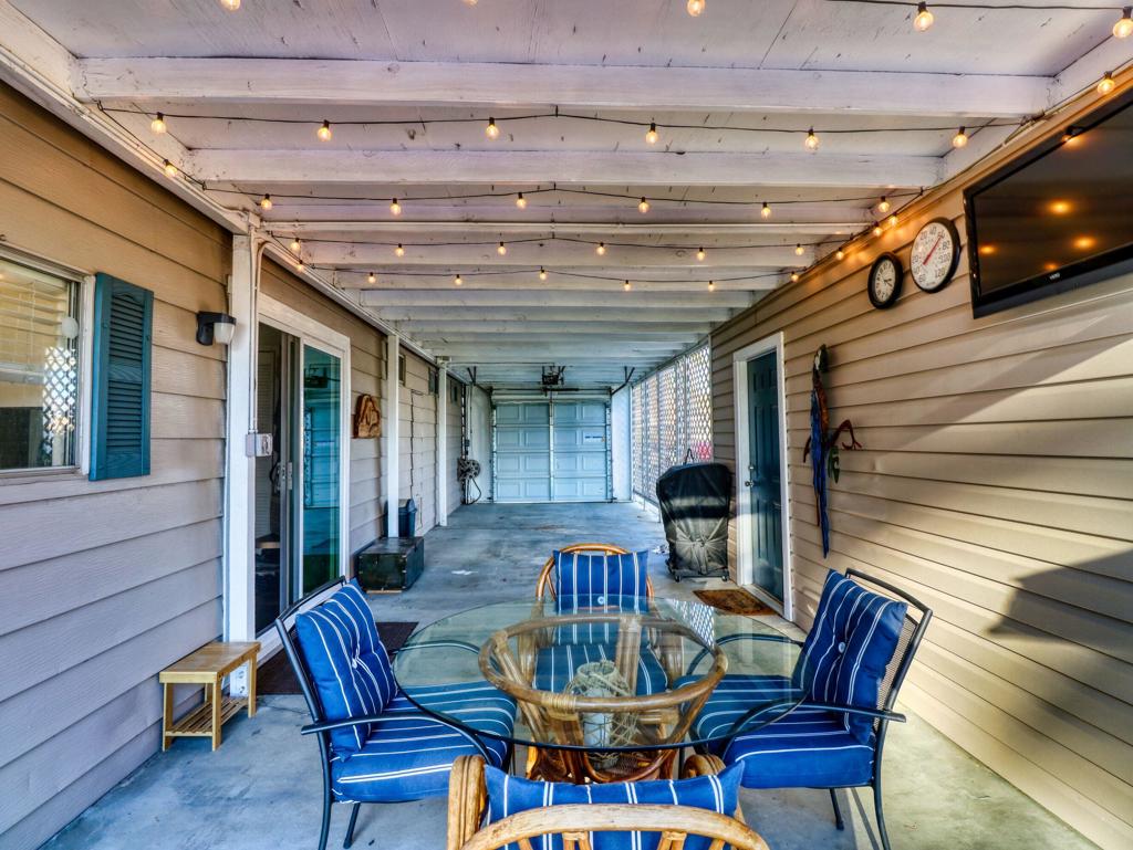 73440 Algonquin Place