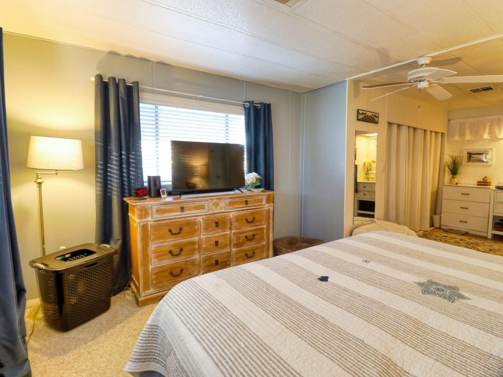 73440 Algonquin Place