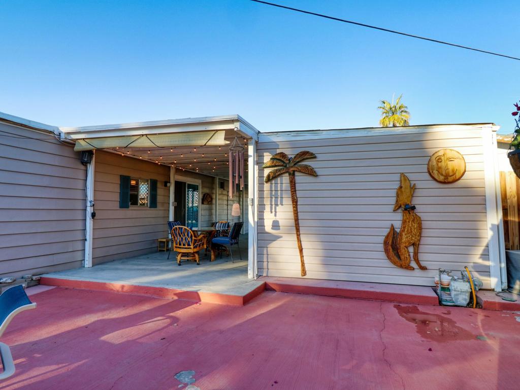 73440 Algonquin Place