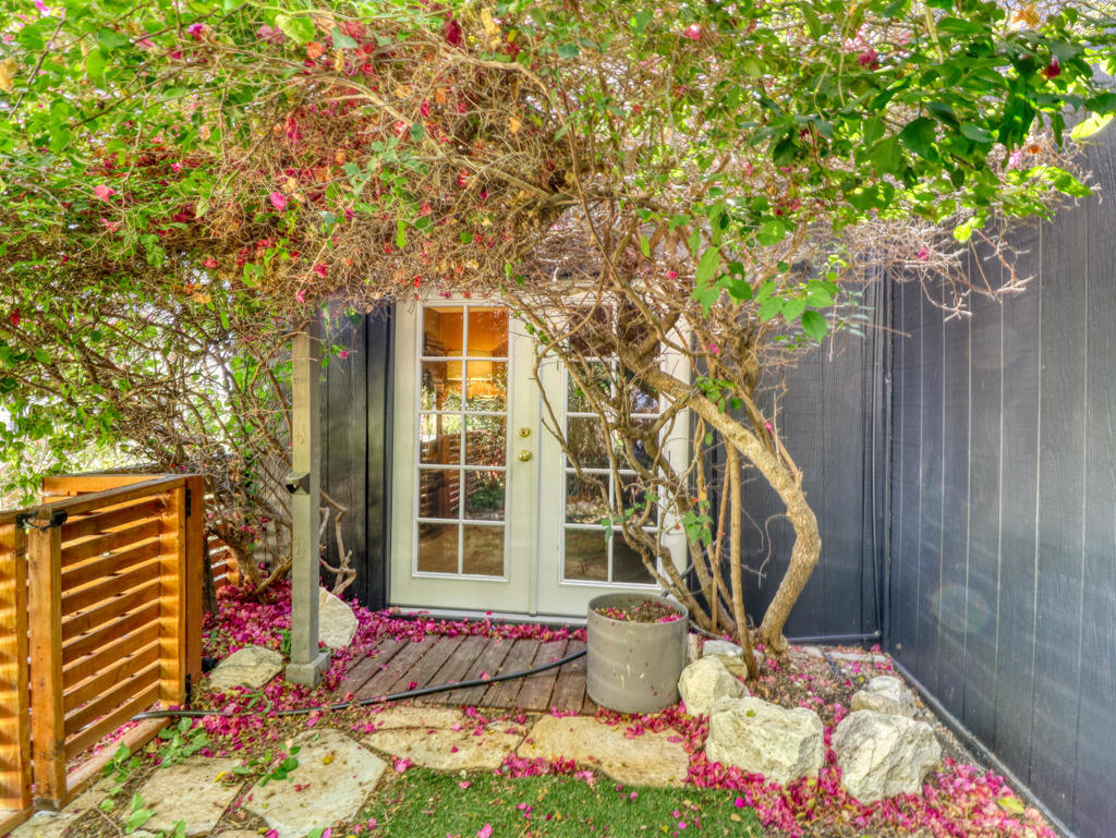 15500 Bubbling Wells Rd. #88