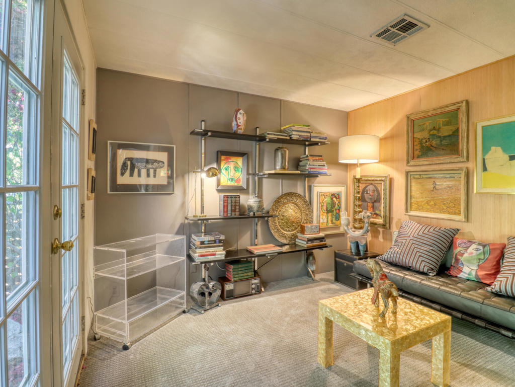 15500 Bubbling Wells Rd. #88