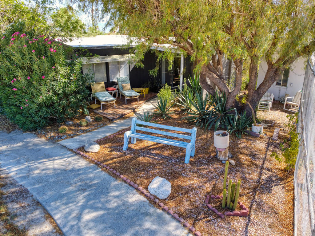 15500 Bubbling Wells Rd. #88