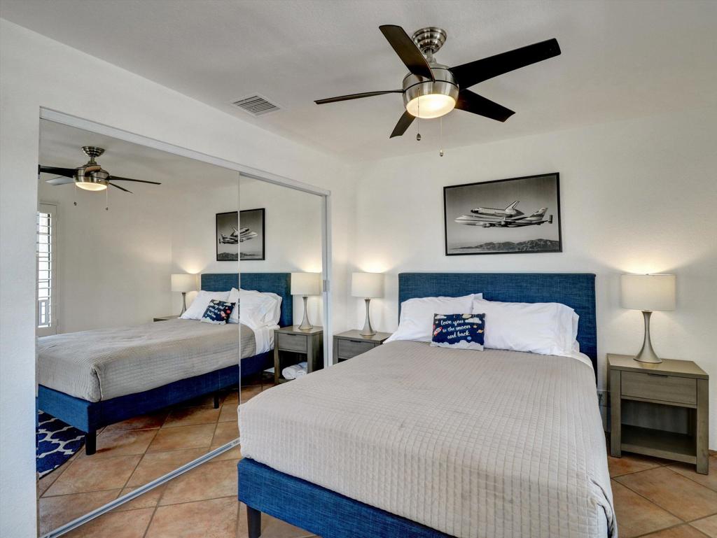 2001 E Camino Parocela G46