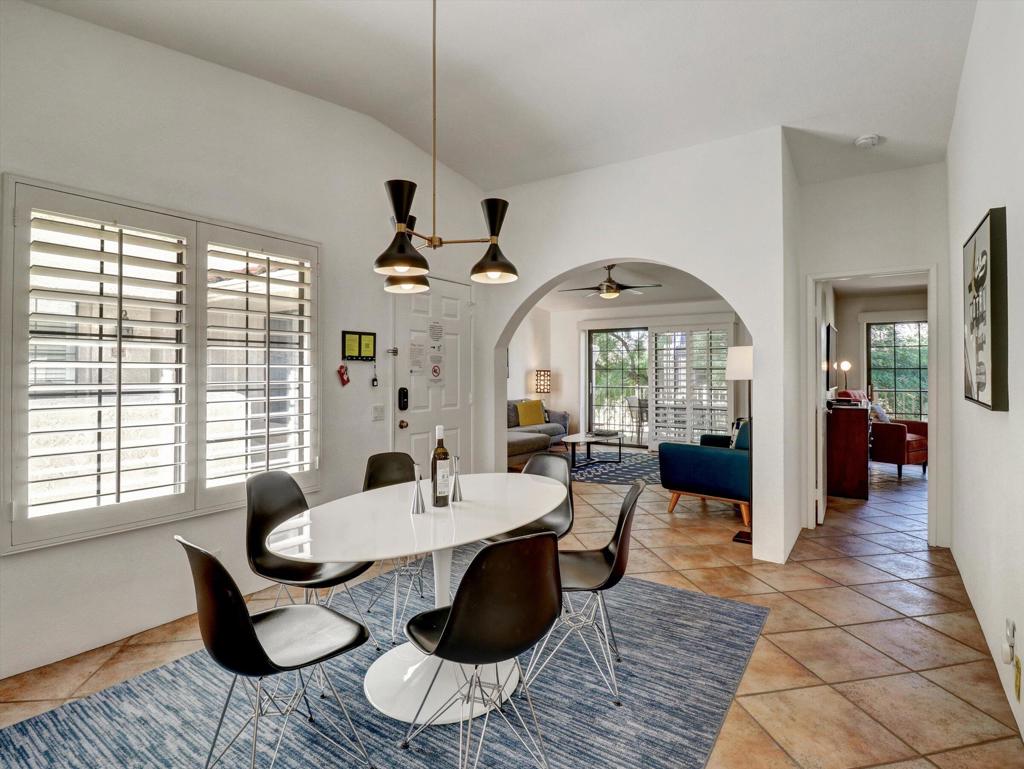 2001 E Camino Parocela G46