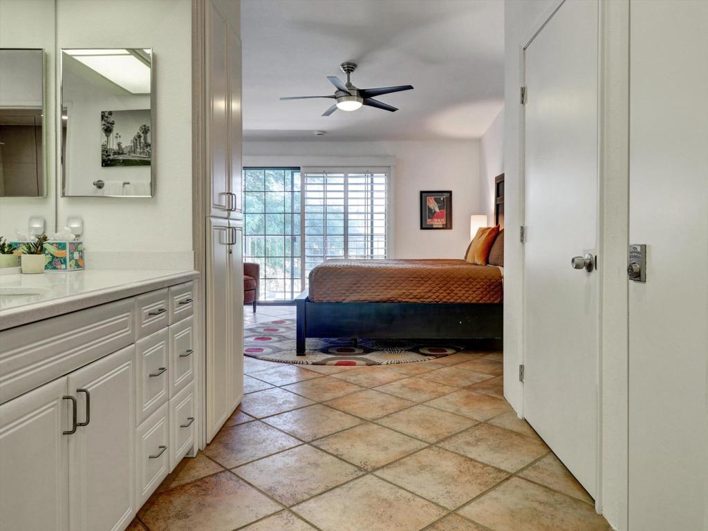 2001 E Camino Parocela G46