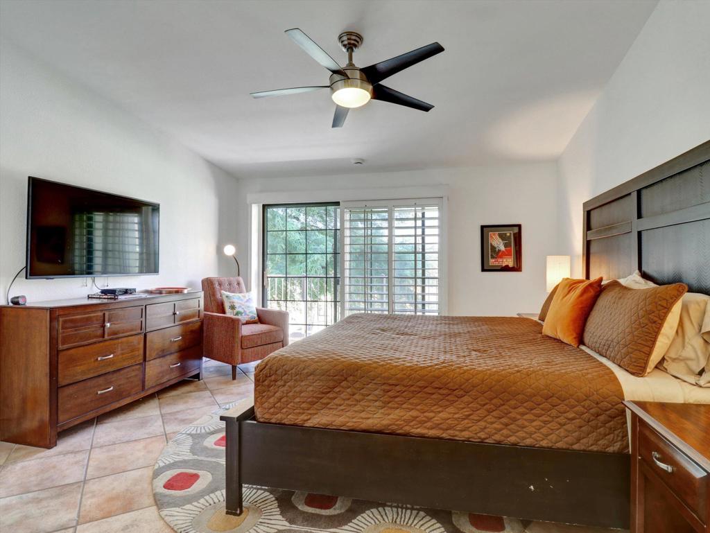 2001 E Camino Parocela G46