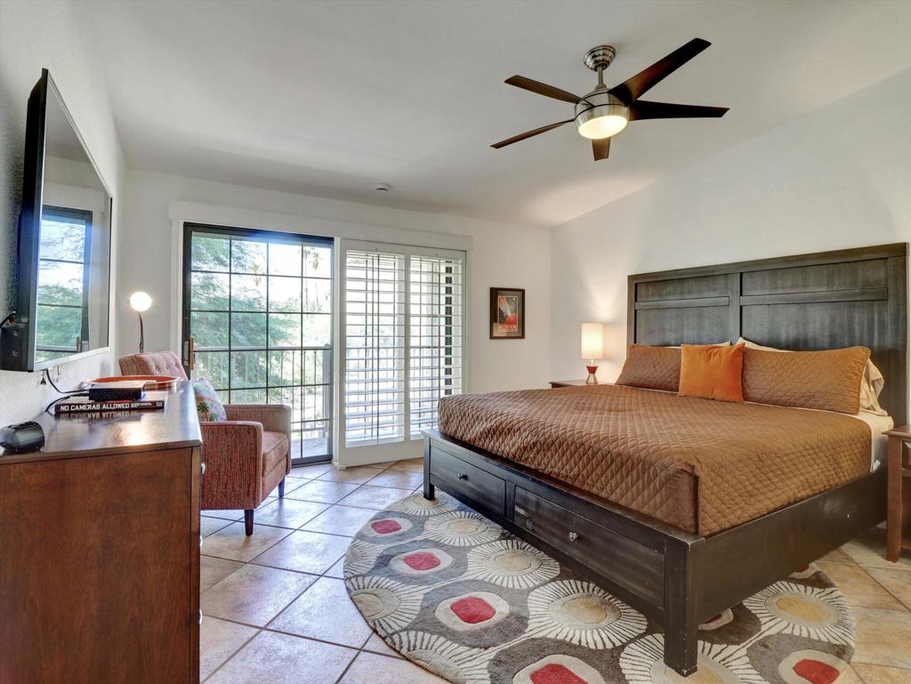 2001 E Camino Parocela G46