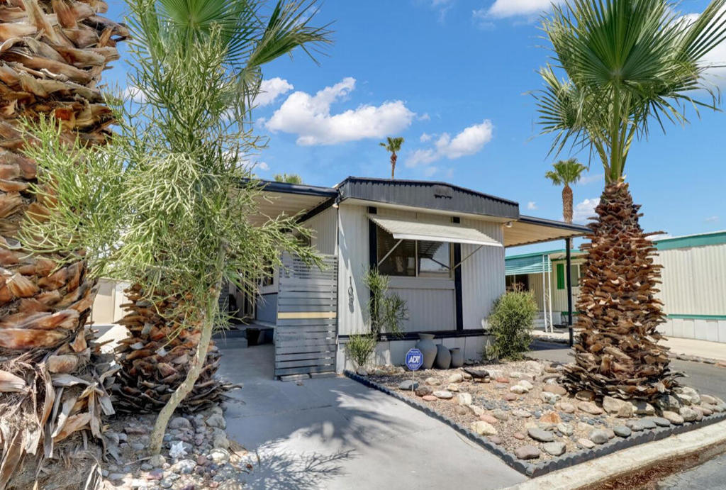 51555 Monroe St. 108