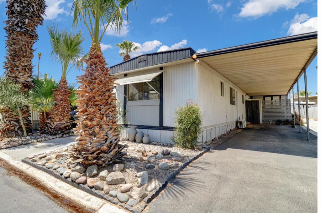 51555 Monroe St. 108