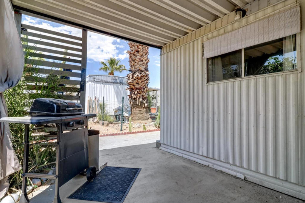 51555 Monroe St. 108