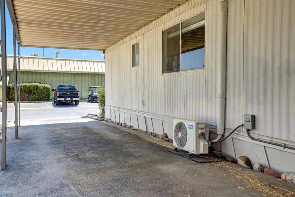 51555 Monroe St. 108