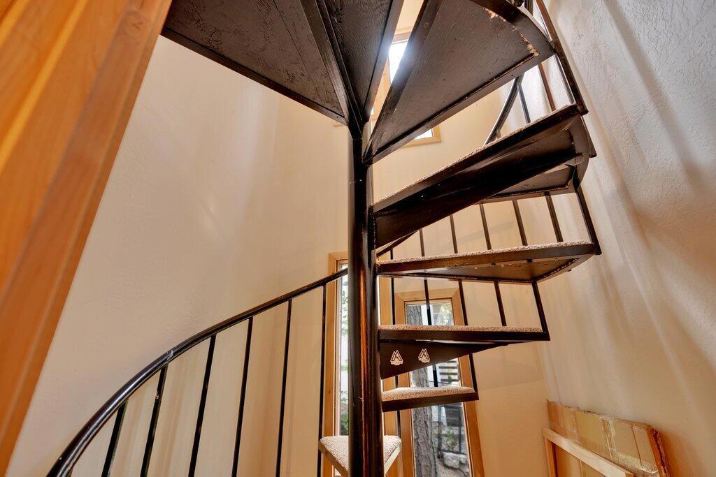 26170 Lake Forest Drive