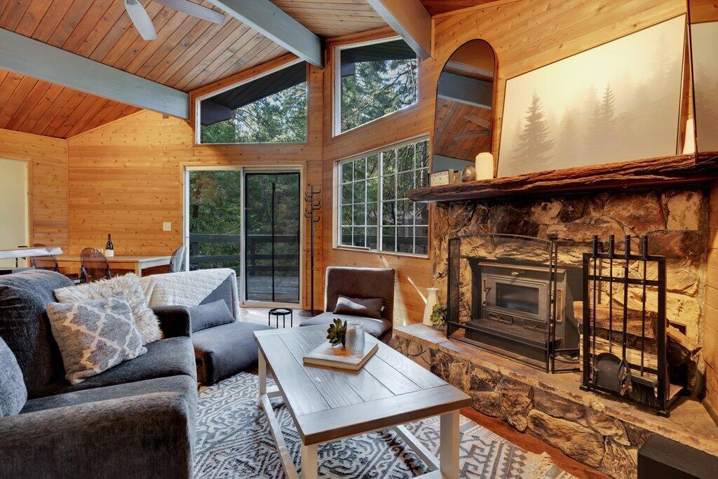 26170 Lake Forest Drive