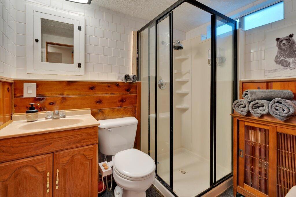 26170 Lake Forest Drive