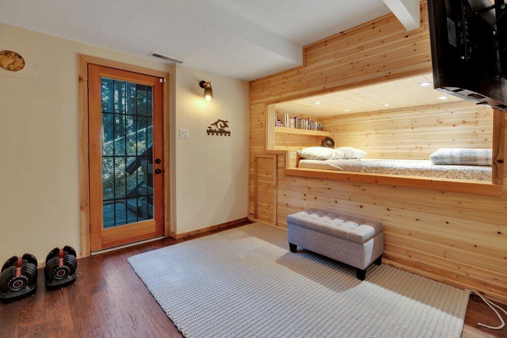 26170 Lake Forest Drive