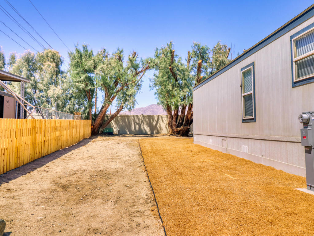 15685 Palm Drive #25