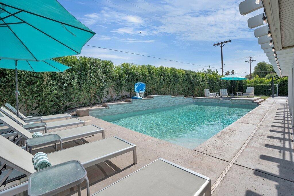 79015 Dune Lake Street