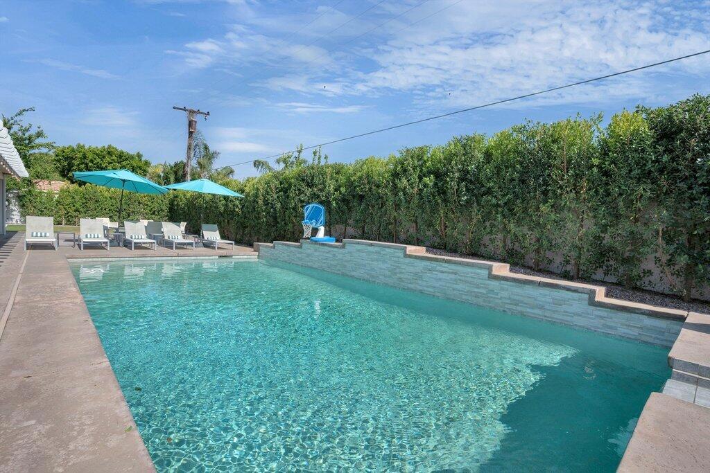 79015 Dune Lake Street