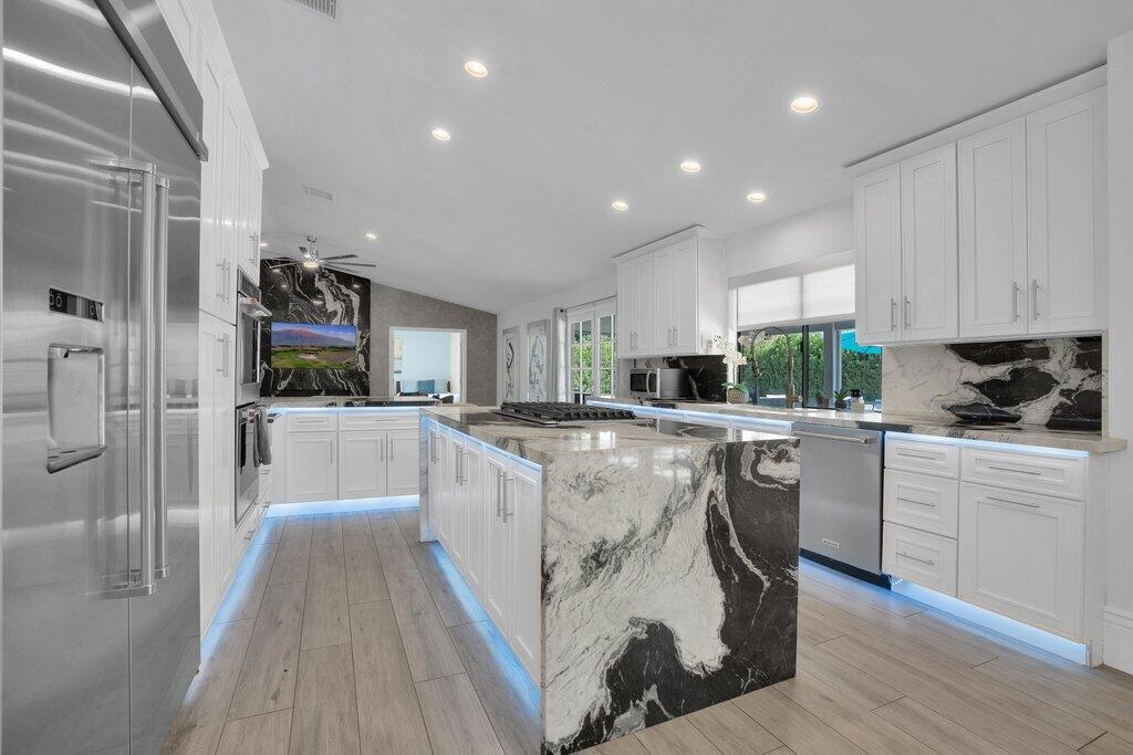 79015 Dune Lake Street