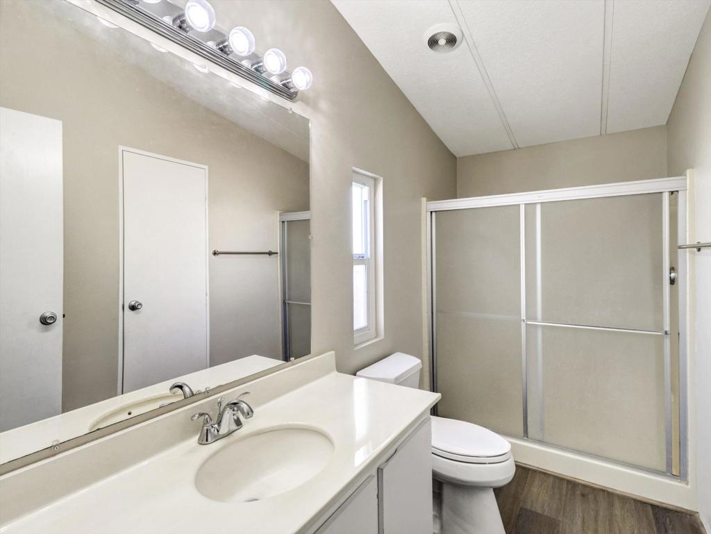 46618 Madison Street 74