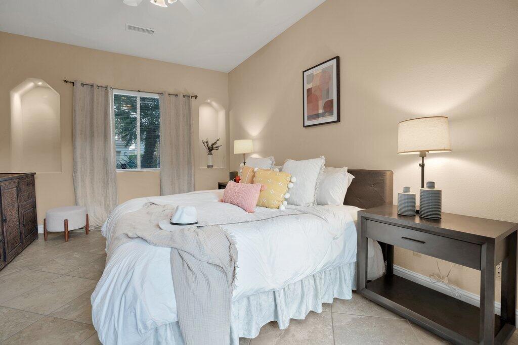 315 N Big Canyon Drive N