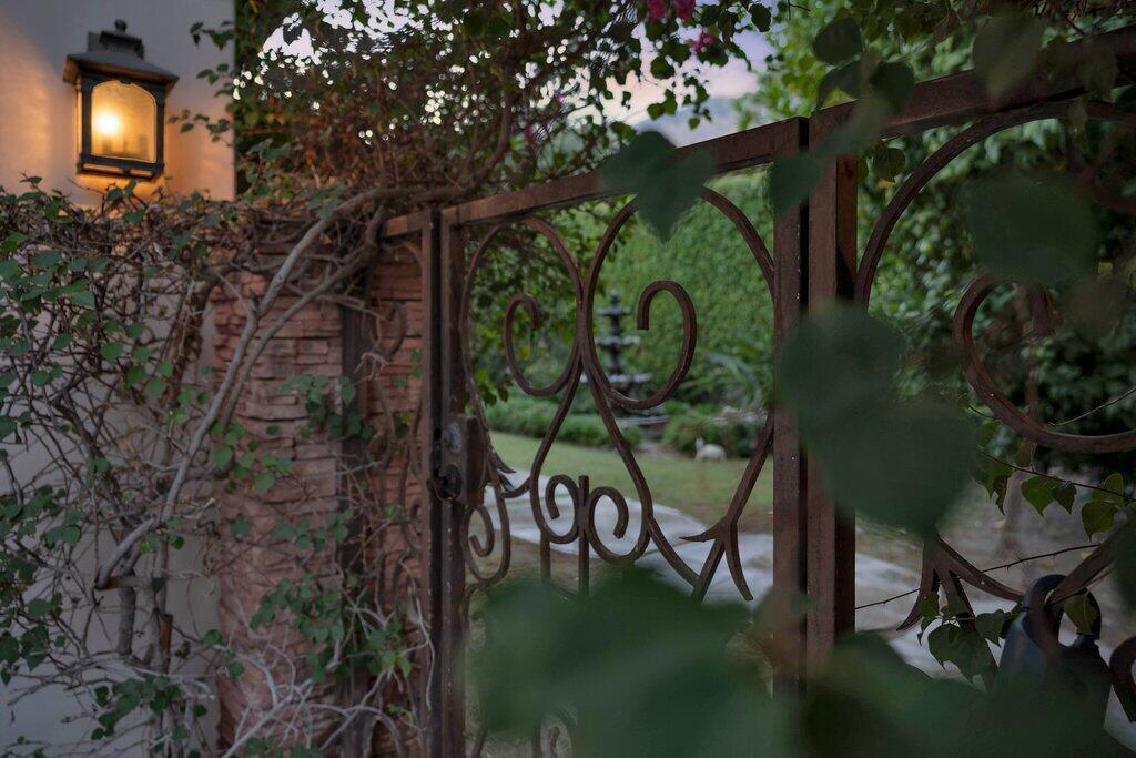 315 N Big Canyon Drive N