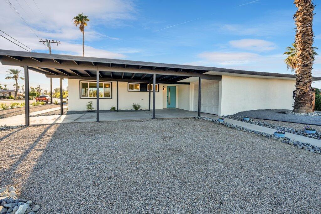 77330 California Drive