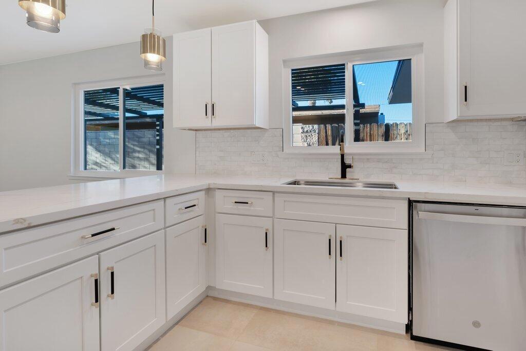 77330 California Drive